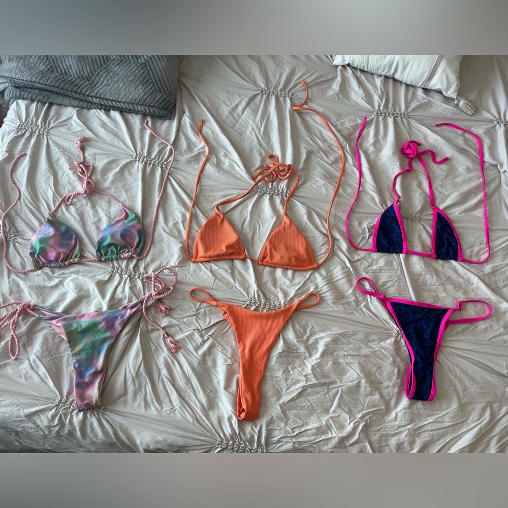 Thong Bikini Bundle - Medium - Picture 3 of 11